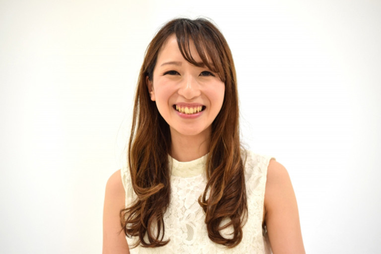 女性